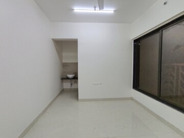 Room in 3 BHK Apartment at Sabari Palm View, Chembur – for Rent