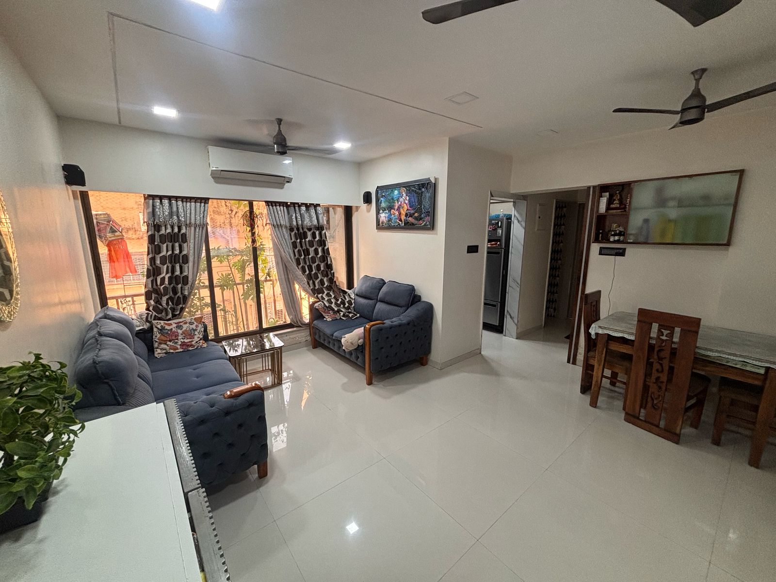 2 BHK Apartment For Sale in Unique Signature Mumbai