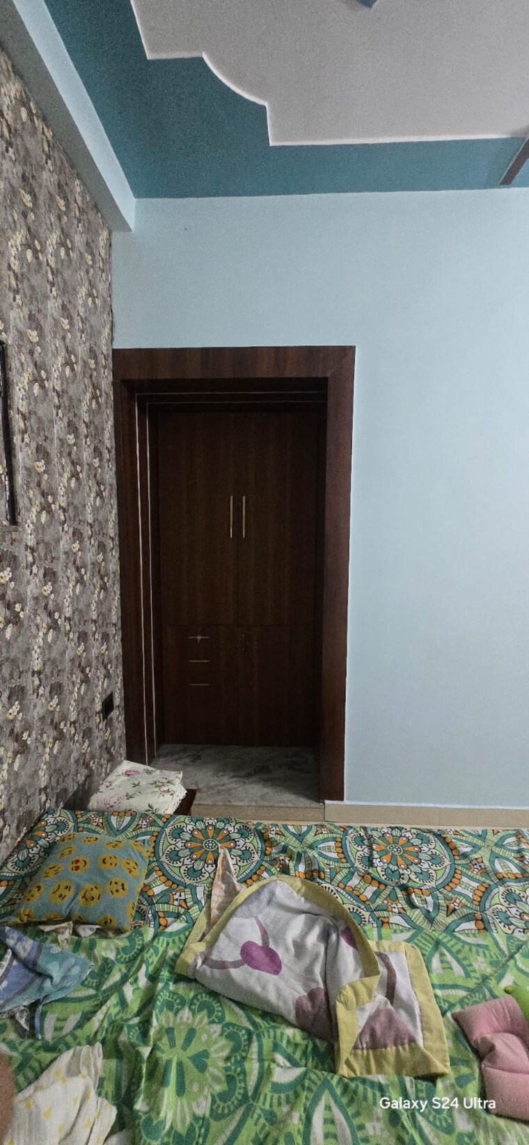 Room, gaur-city-2 3 Bedroom 1445 Sq.Ft. Apartment In Gaur City 2 Greater Noida 9093575