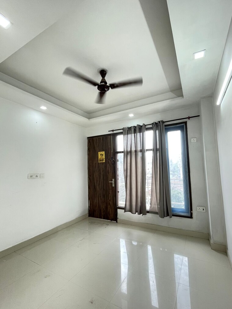 Room, neb sarai 2 Bedroom 850 Sq.Ft. Builder Floor In Neb Sarai Delhi 9093566