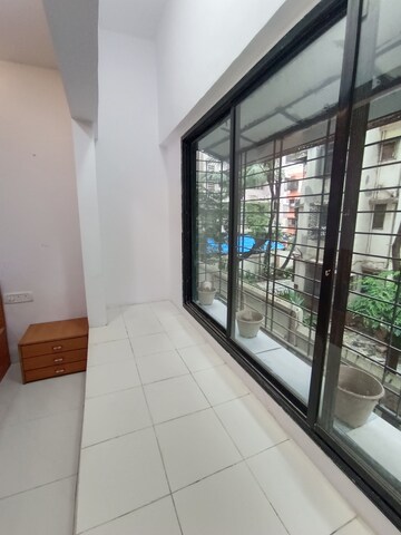 Balcony in 1.5 BHK Apartment at Pestom Sagar Colony, Chembur – for Rent