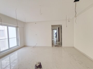 Room in 3 BHK Apartment at Roop Apartments, Chembur – for Rent