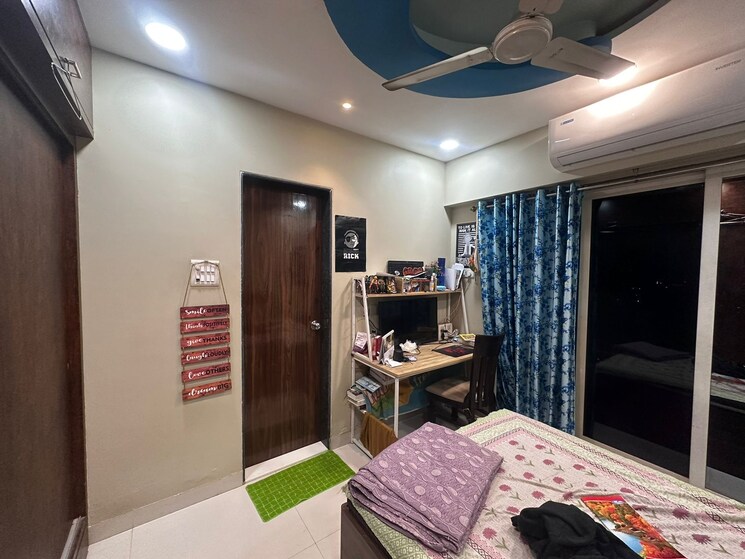 Bedroom, hubtown-gardenia-ivy-chsl 2 Bedroom 925 Sq.Ft. Apartment In Mira Road Thane 9093613