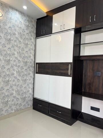 Room in 3 BHK Builder Floor at Dhakoli – for Rent