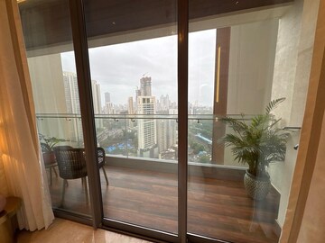 Building Lobby in 3 BHK Apartment at Piramal Mahalaxmi, Mahalaxmi – for Sale