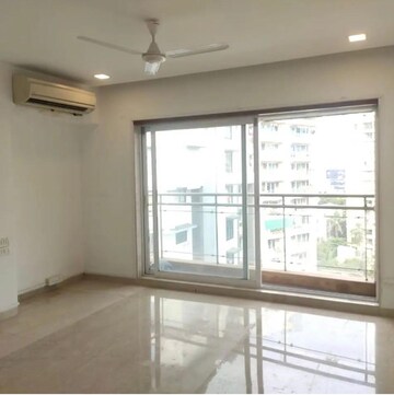 Room in 3 BHK Apartment at Karma Apartment Bandra West, Bandra West – for Rent