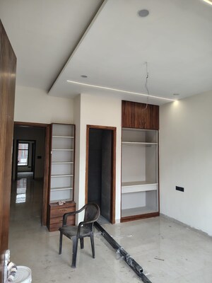 6 BHK Builder Floor For Sale in Dhakoli