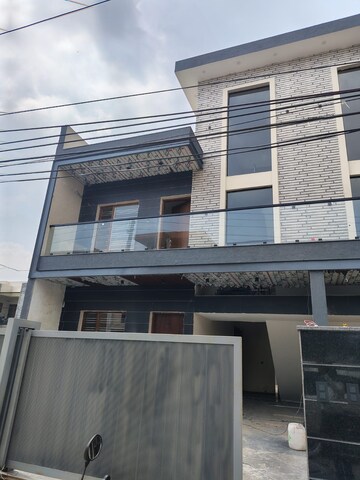 6 BHK Builder Floor – Exterior View View at Dhakoli - for Sale