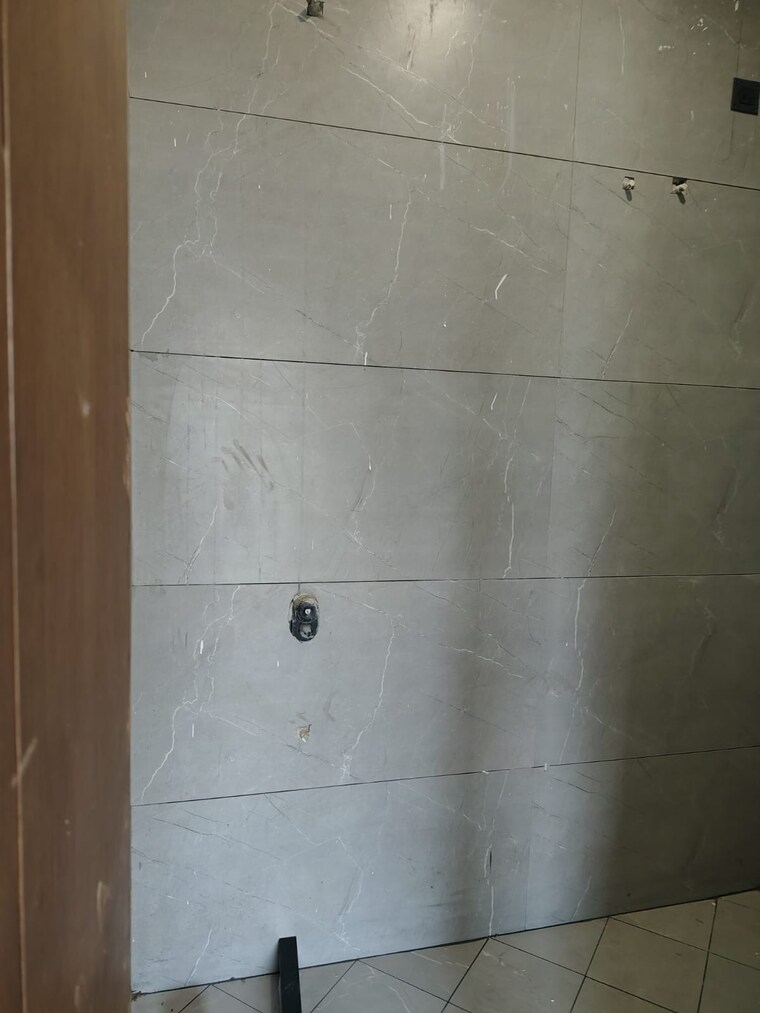 Bathroom, dhakoli 6 Bedroom 1917 Sq.Ft. Builder Floor In Dhakoli Zirakpur 9093666