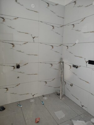 Bathroom in 6 BHK Builder Floor at Dhakoli – for Sale