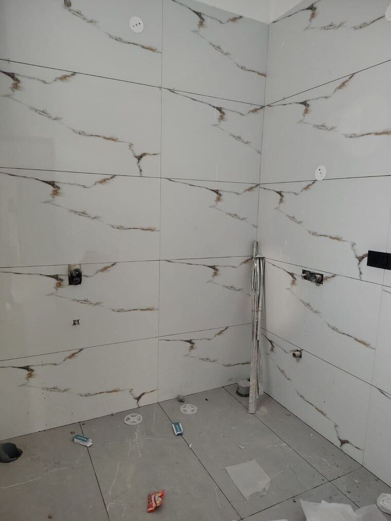 Bathroom, dhakoli 6 Bedroom 1917 Sq.Ft. Builder Floor In Dhakoli Zirakpur 9093666