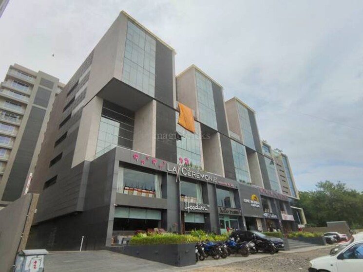 Exterior View, krish-one-world-capital Commercial Office Space 2400 Sq.Ft. In Bodakdev Ahmedabad 9093665