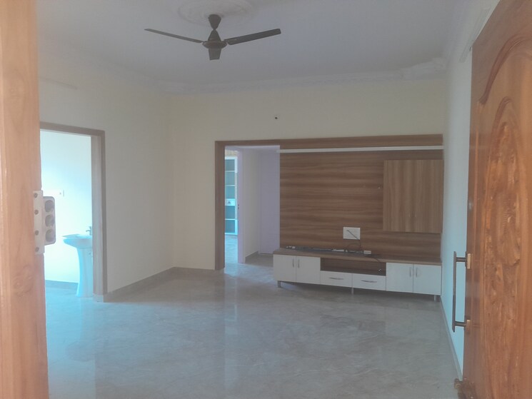 Room, nri layout 2 Bedroom 1200 Sq.Ft. Builder Floor In Nri Layout Bangalore 9093680