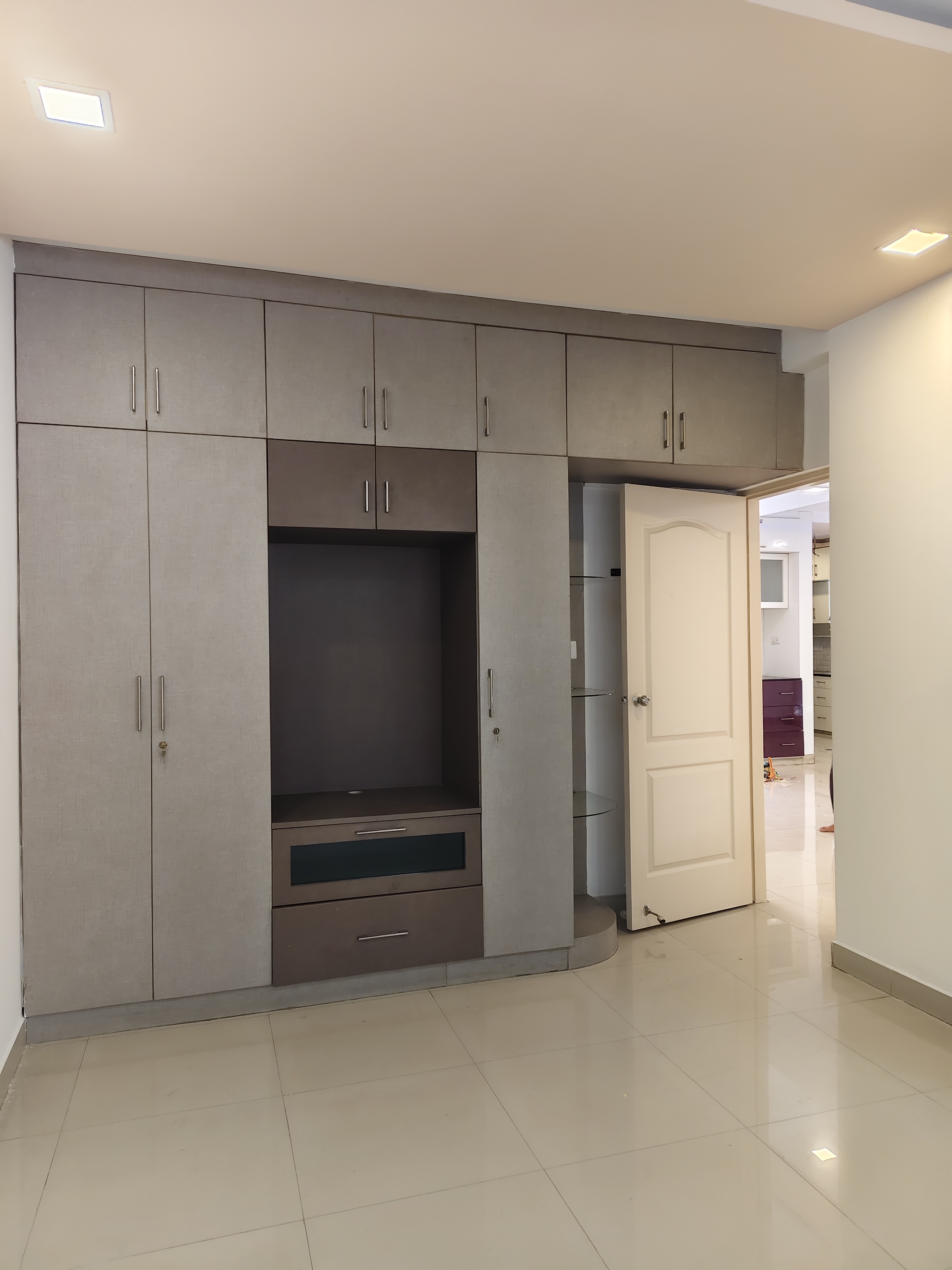 2 BHK Apartment For Rent in Vdm Apartment