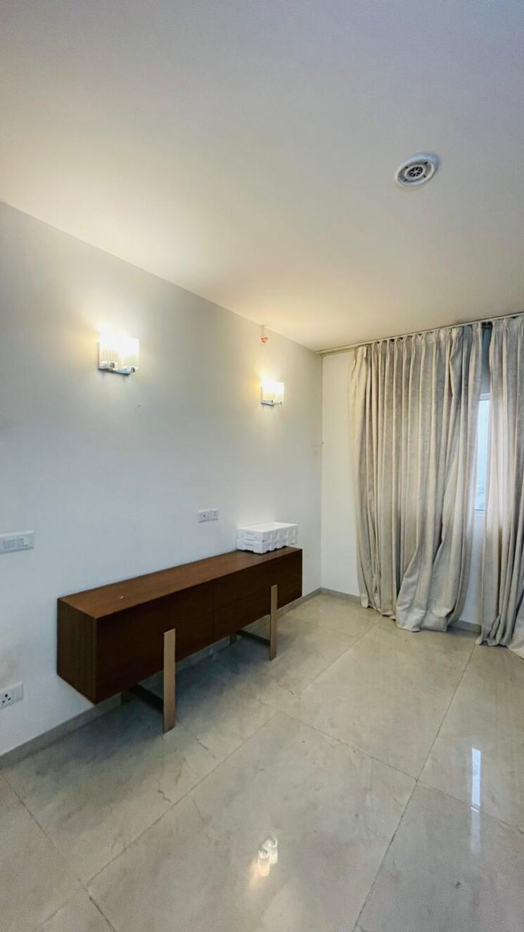 Living Room, gomti nagar 3 Bedroom 2166 Sq.Ft. Apartment In Gomti Nagar Lucknow 9093720