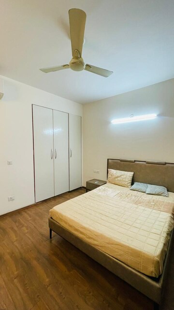 Bedroom in 3 BHK Apartment at Gomti Nagar – for Rent