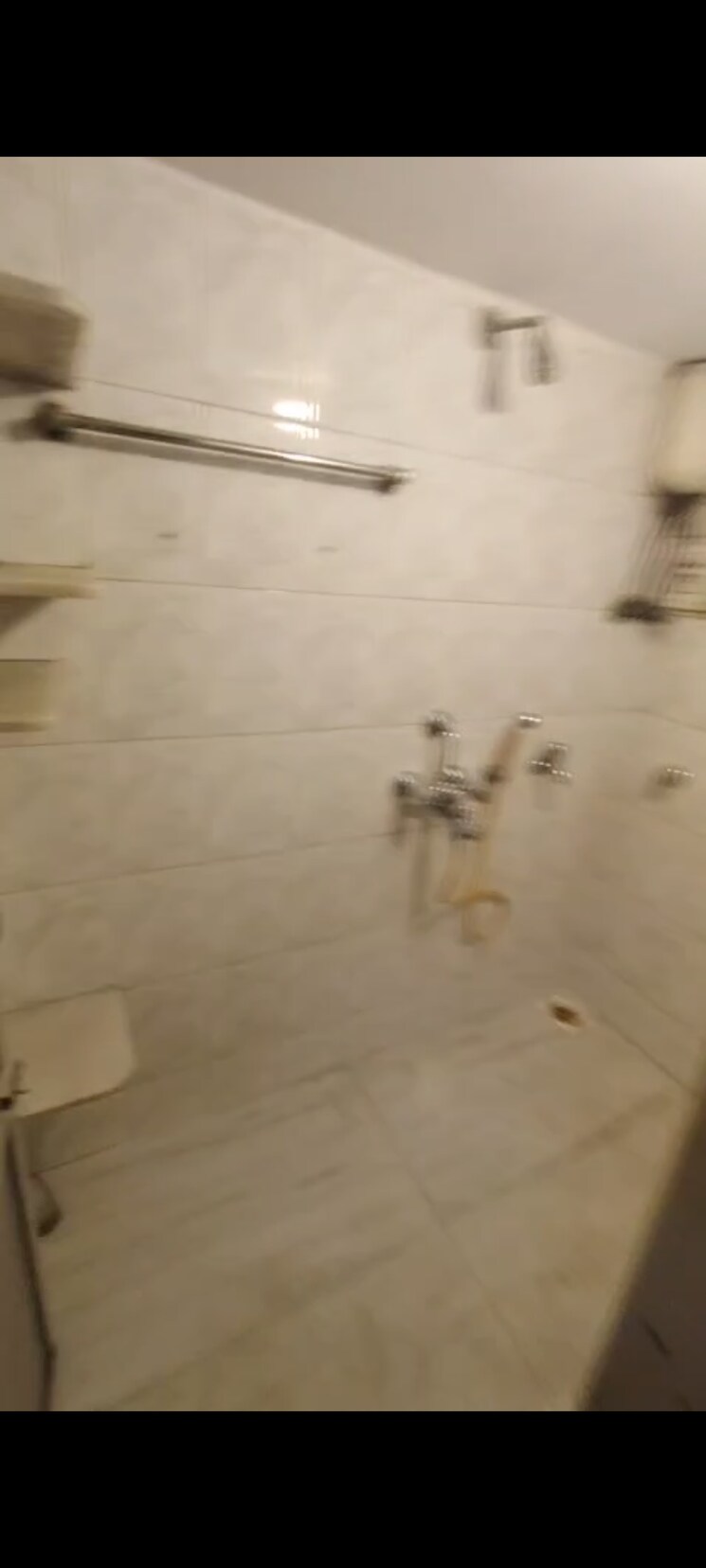 Bathroom, marzban-chs 1 Bedroom 500 Sq.Ft. Apartment In Vile Parle East Mumbai 9093733