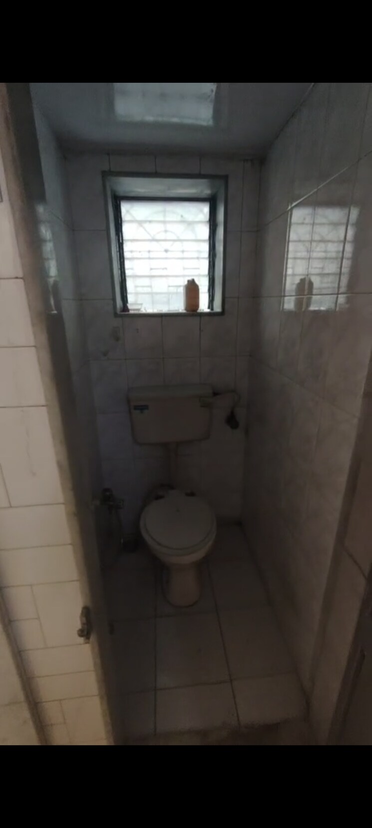 Bathroom, marzban-chs 1 Bedroom 500 Sq.Ft. Apartment In Vile Parle East Mumbai 9093733