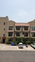 3 BHK + Extra Room 1380 Sq.Ft. Builder Floor in Emaar MGF Emerald Hills