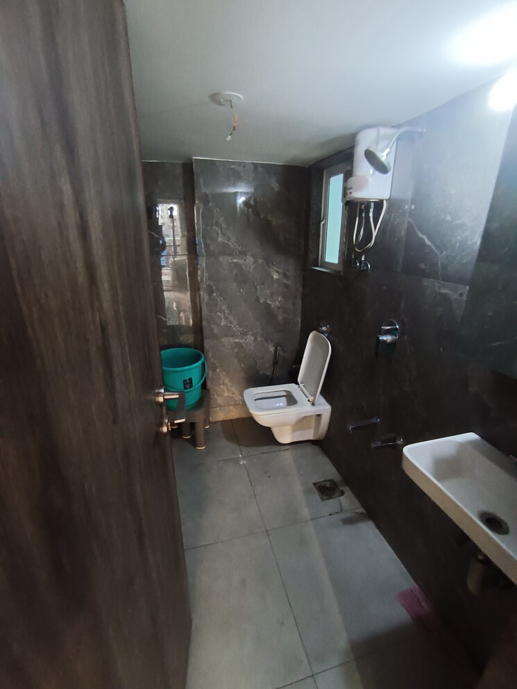 Bathroom, gurukrupa-guru-atman 2 Bedroom 650 Sq.Ft. Apartment In Kalyan West Thane 9093822