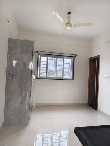 Room in 1 RK Apartment at Halasuru – for Rent
