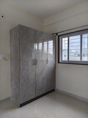 Room in 1 RK Apartment at Halasuru – for Rent
