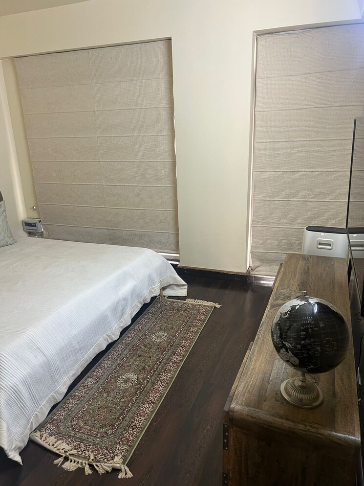 Bathroom, the-grand 4 Bedroom 2400 Sq.Ft. Apartment In Sector 52 Gurgaon 9093769