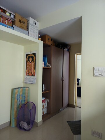 Furnished Amenities in 2 BHK Apartment at Halasuru – for Rent