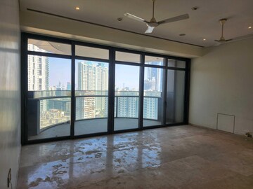 Room in 3 BHK Apartment at Omkar 1973, Worli – for Sale