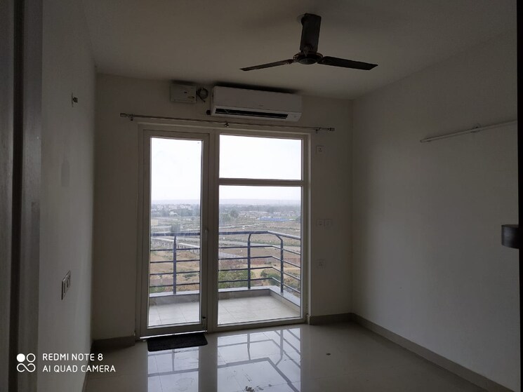 Room, emaar-mgf-emerald-hills 3 Bedroom 1380 Sq.Ft. Builder Floor In Sector 65 Gurgaon 9093830