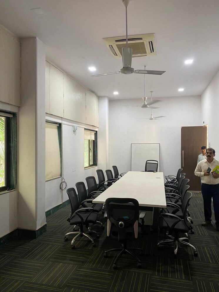Gym, vishwa-plan-s-business-park Commercial Office Space 5000 Sq.Ft. In Nerul Navi Mumbai 9093821