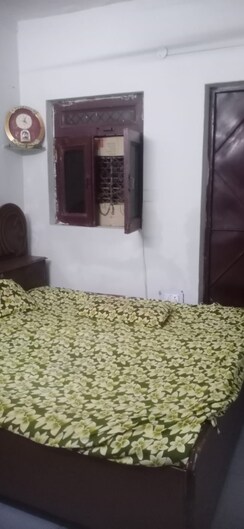 2 BHK + Pooja Room,Study Room Builder Floor For Sale in Laxmi Nagar