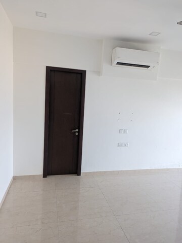 Room in 3 BHK Apartment at Ruparel Ariana, Parel – for Rent