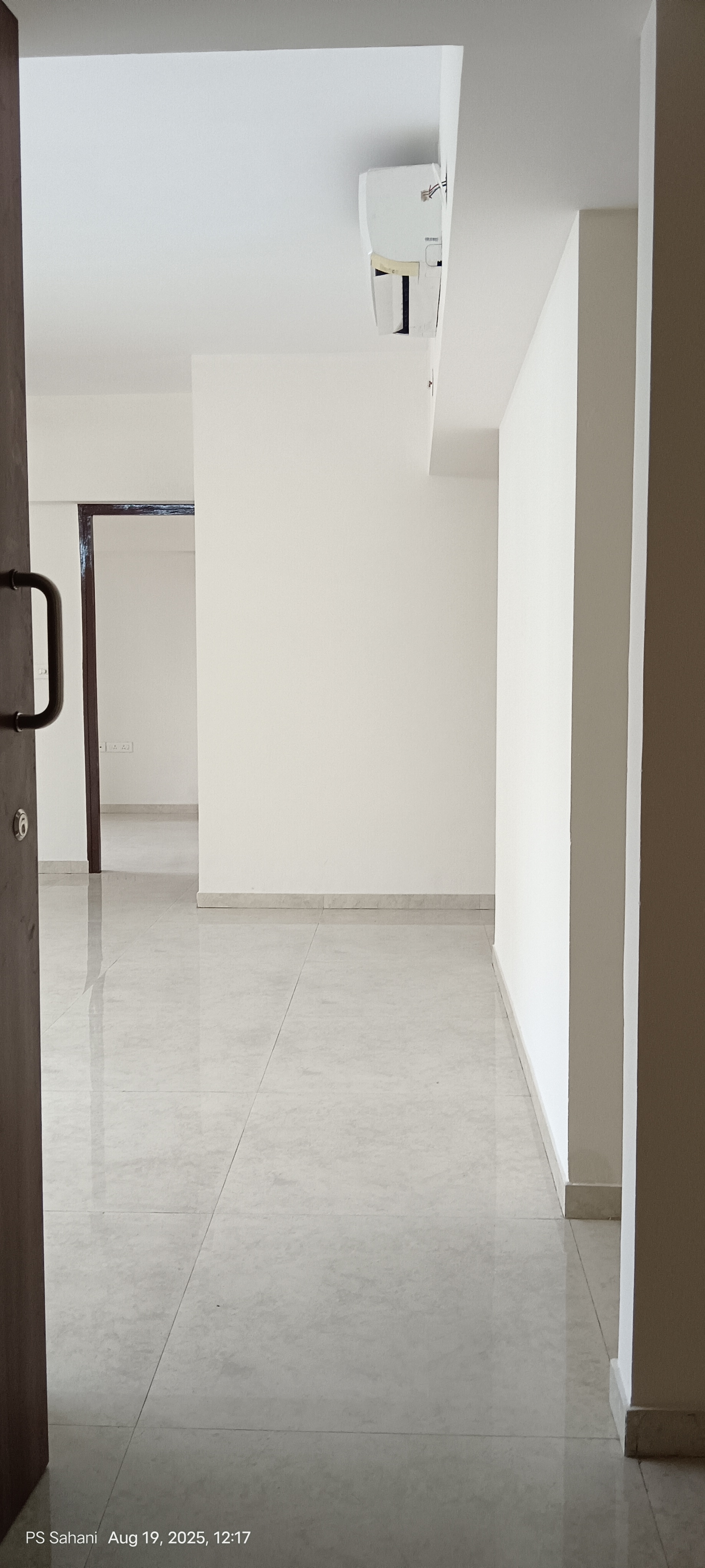 3.5 BHK + Pooja Room,Servant Room Apartment For Rent in Lodha The Park