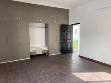 Bedroom in 4 BHK Villa at Mokila – for Rent