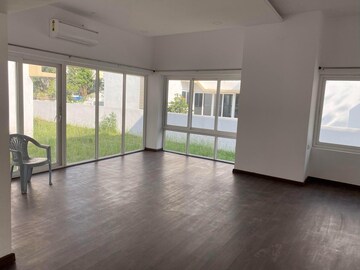 Room in 4 BHK Villa at Mokila – for Rent