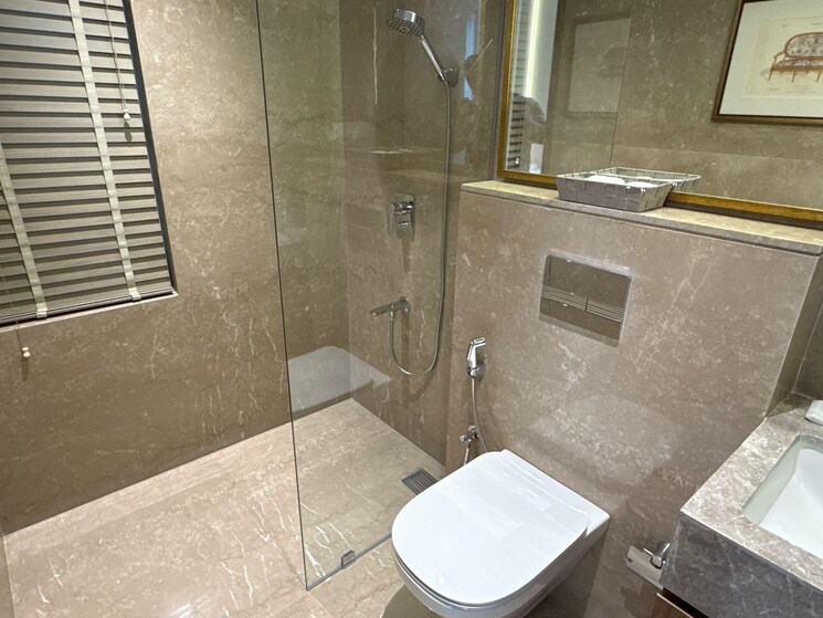 Bathroom, piramal-mahalaxmi 3 Bedroom 1851 Sq.Ft. Apartment In Mahalaxmi Mumbai 9093871