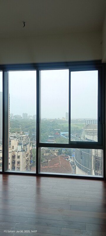2 BHK Apartment For Rent in Lodha World One, Worli