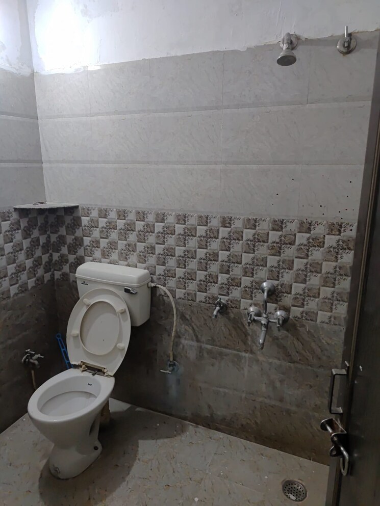 Bathroom, gomti nagar 2 Bedroom 1250 Sq.Ft. Independent House In Gomti Nagar Lucknow 9093915