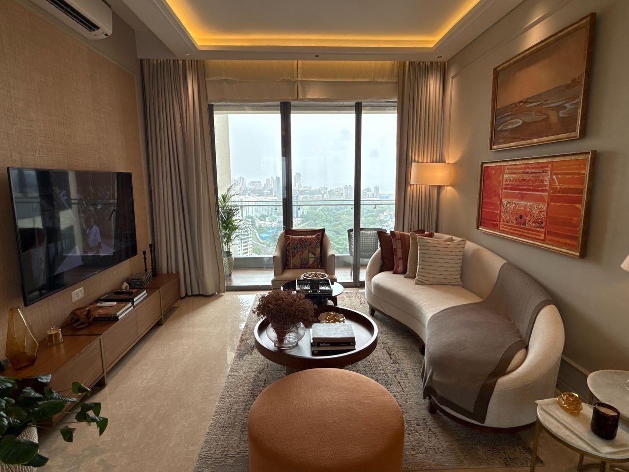 3 BHK + Pooja Room,Servant Room Apartment For Sale in Piramal Mahalaxmi