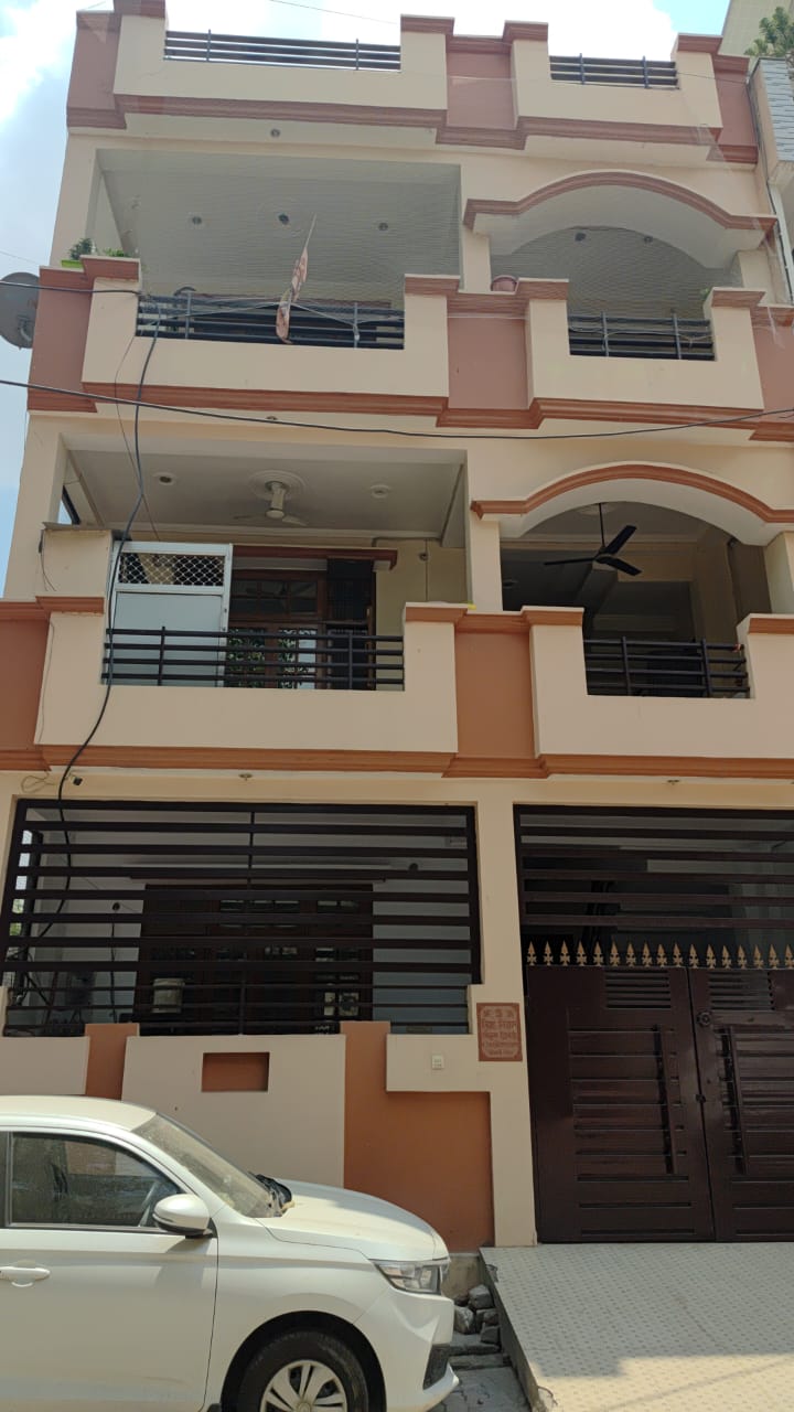 2 BHK Independent House For Rent in Gomti Nagar