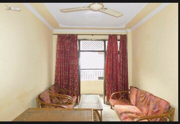Living Room in 2 BHK Builder Floor at Laxmi Nagar – for Sale