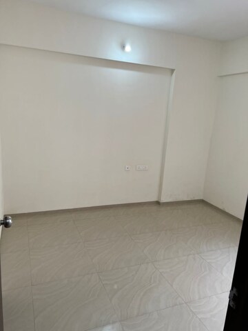 Room in 2 BHK Apartment at Kuber Imperia, Wakad – for Rent