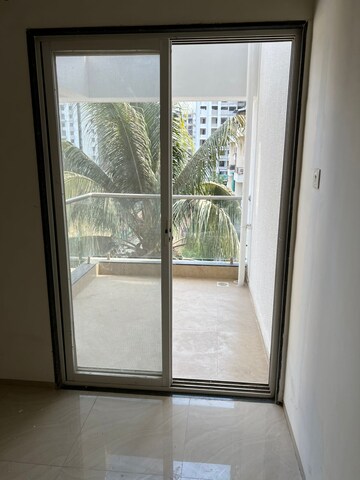 Room in 2 BHK Apartment at Kuber Imperia, Wakad – for Rent
