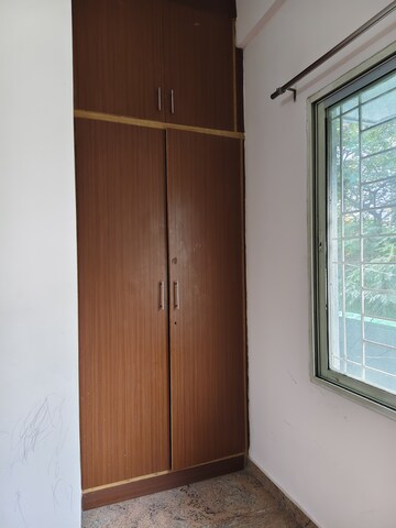 Room in 2 BHK Apartment at MH Apartments, Rt Nagar – for Rent
