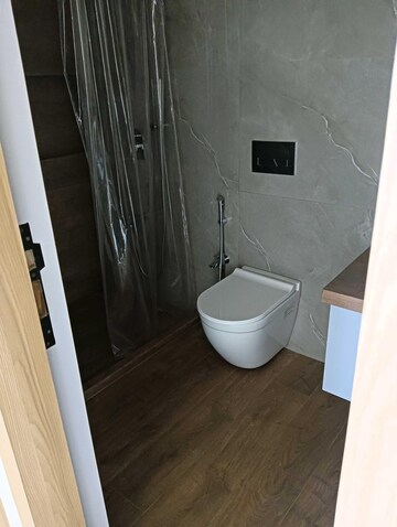 Bathroom in 3 BHK Apartment at Indiabulls Blu, Worli – for Sale
