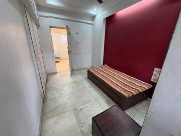 Bedroom in 2 BHK Apartment at Amrut Kunj, Chembur – for Rent