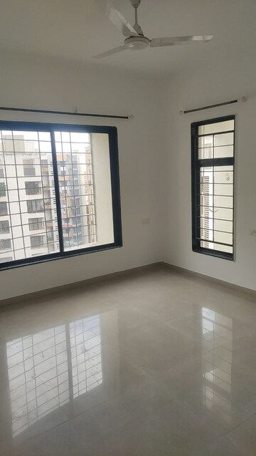 Room in 2.5 BHK Apartment at Avalon Elysium CHS Ltd, Wakad – for Rent