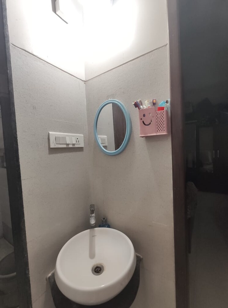 Bathroom, suyog-space 2 Bedroom 787 Sq.Ft. Apartment In Wakad Pune 9093986