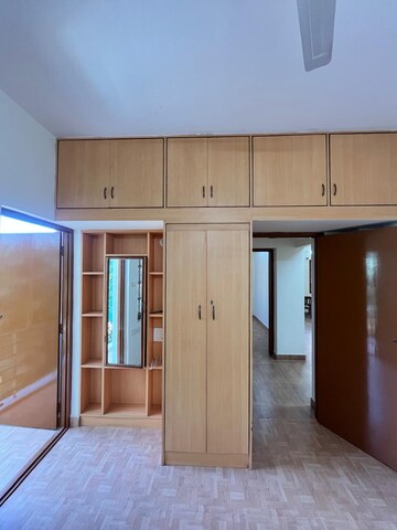 Room in 2 BHK Builder Floor at Indiranagar – for Rent